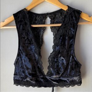 INC International Concepts Large Velvet & Lace Bra Crop Top